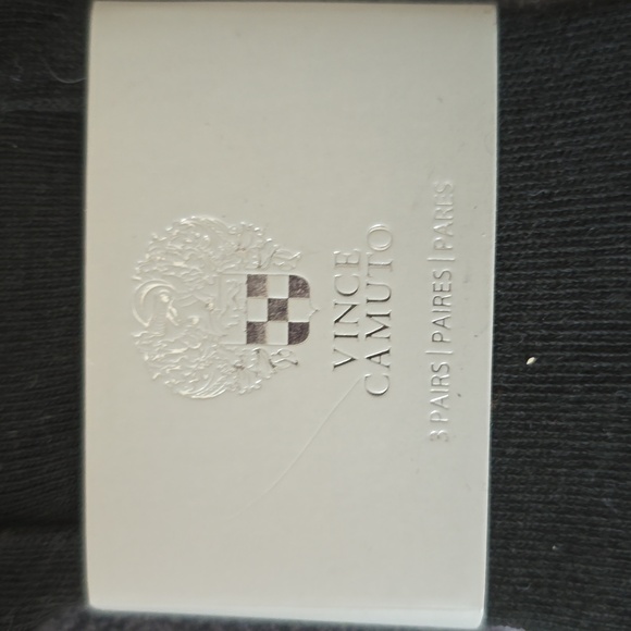VINCE  CAMUTO SOCKS - Picture 2 of 4
